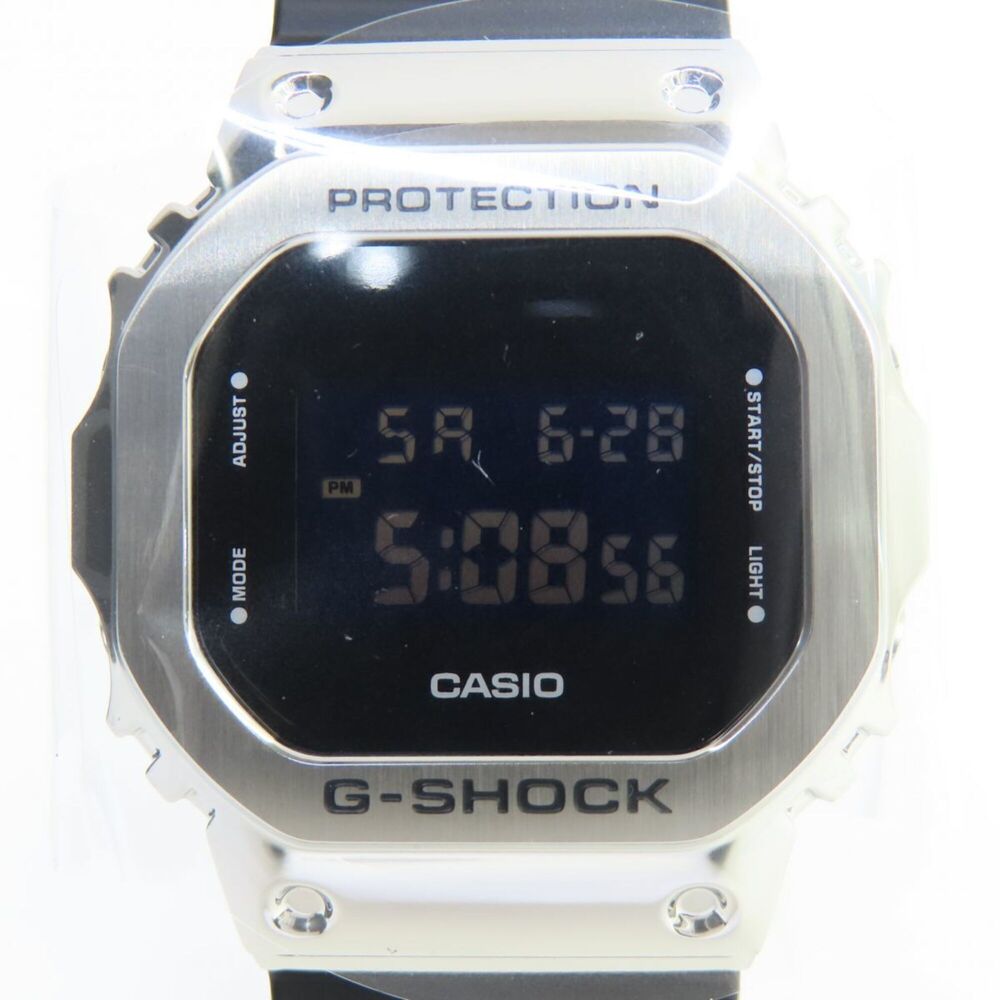 CASIO G-SHOCK Metal Covered GM-5600U-1JF Quartz Watch